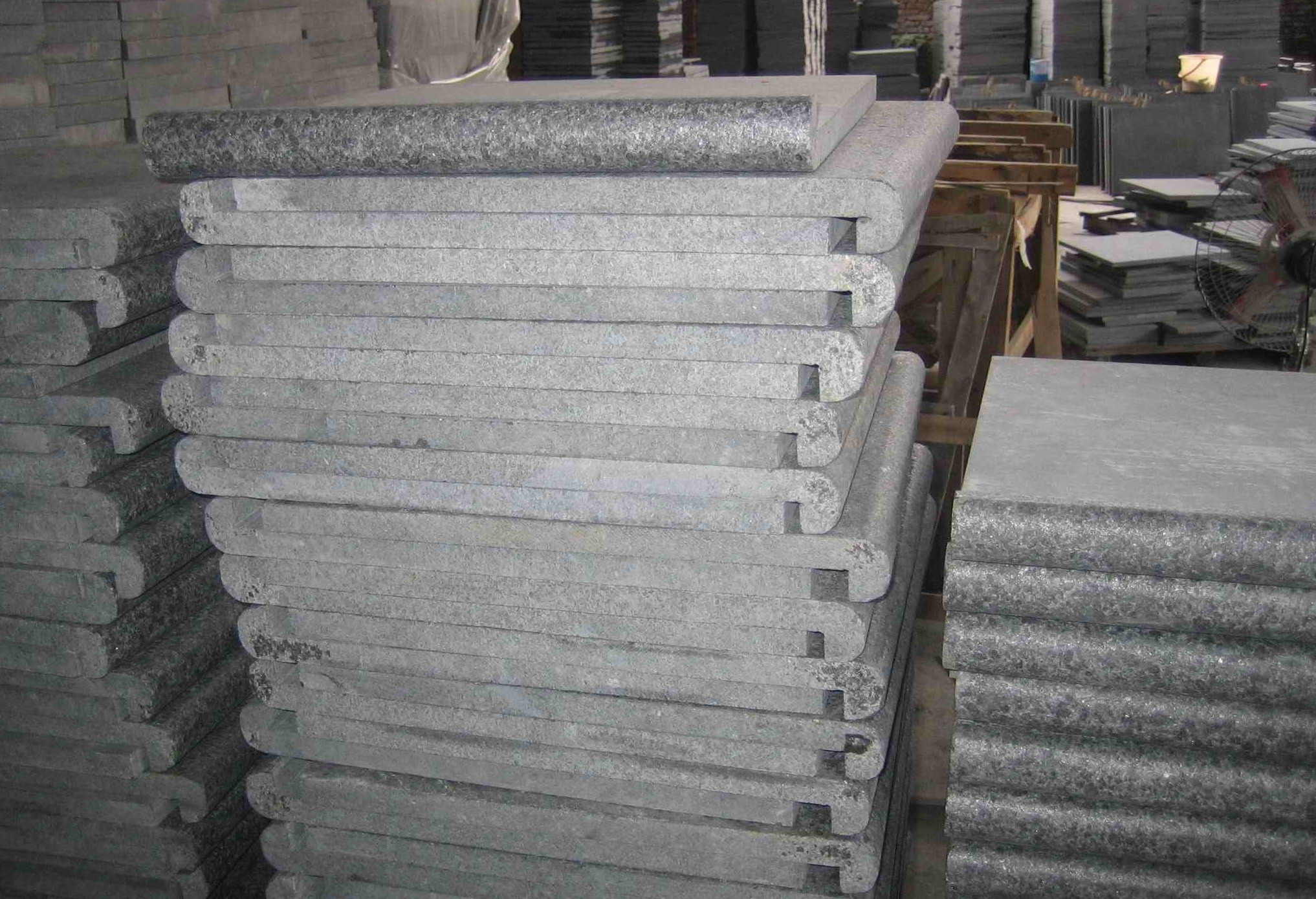 G684 Swimming Pool Coping (2).jpg